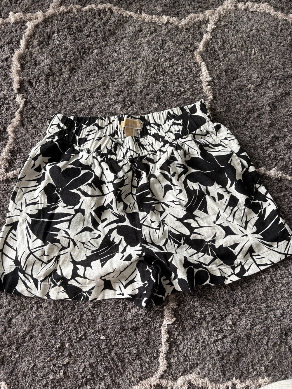 Michael Kors Black and White Floral High-Waist Pull-On Shorts